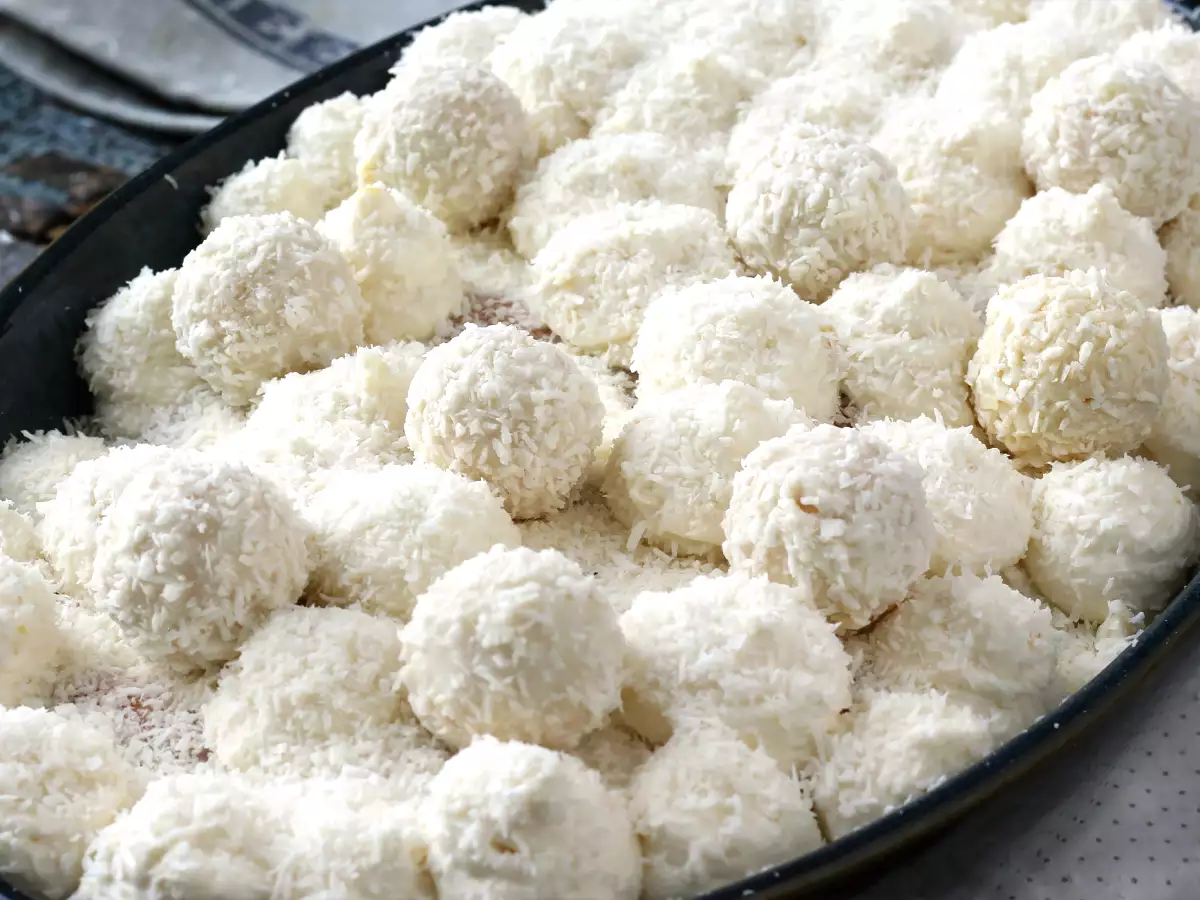 Kókuszos tiramisu Raffaellóval - fotó 5