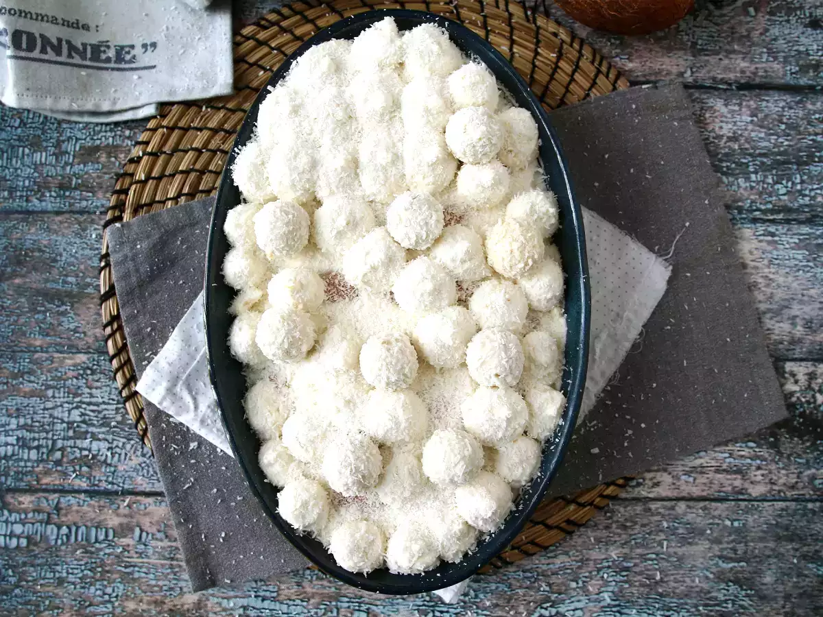 Kókuszos tiramisu Raffaellóval - fotó 8