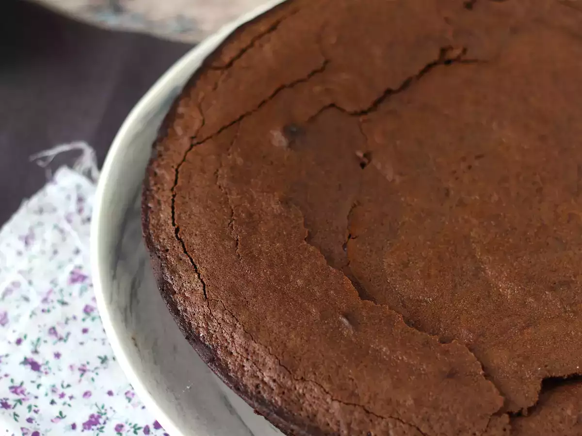 Könnyű, nedves csokoládétorta - fotó 4
