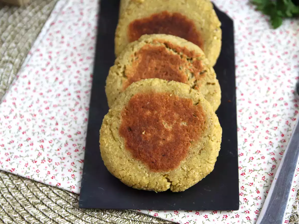 Könnyű tofu pogácsa vegetáriánus ételekhez - fotó 2
