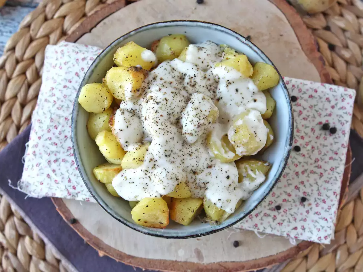 Krémes sült cacio e pepe burgonya: az egyszerű köret, ami mindenkit megőrjít! - fotó 6