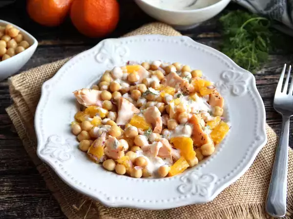 Recept Lazac, csicseriborsó és narancs saláta