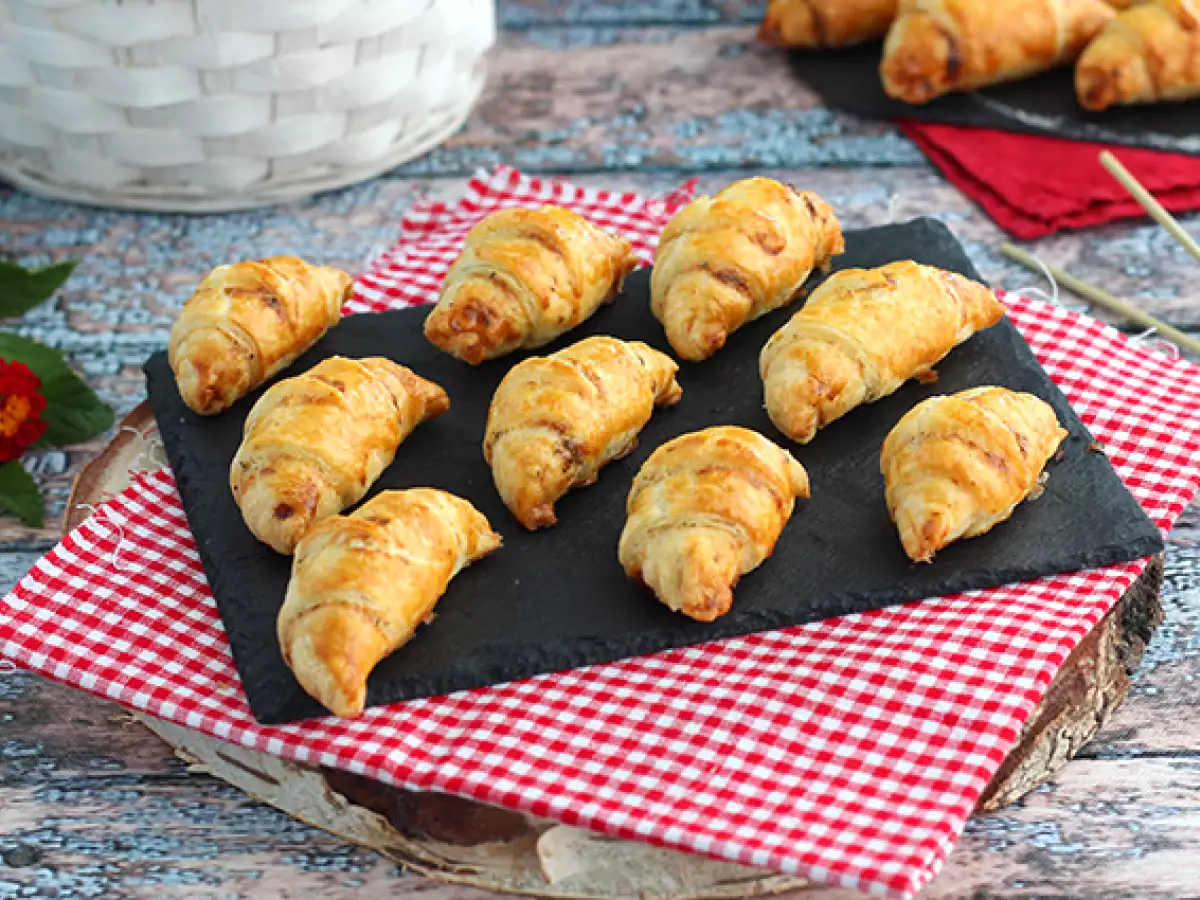 Leveles tésztás croissant sonkával és fromage frais-val - fotó 2