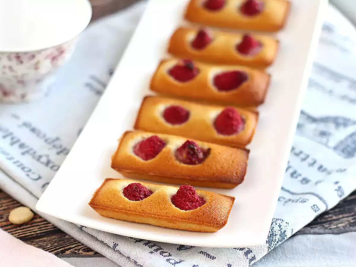 Málna Financiers, a könnyen elkészíthető részletes recept - fotó 6