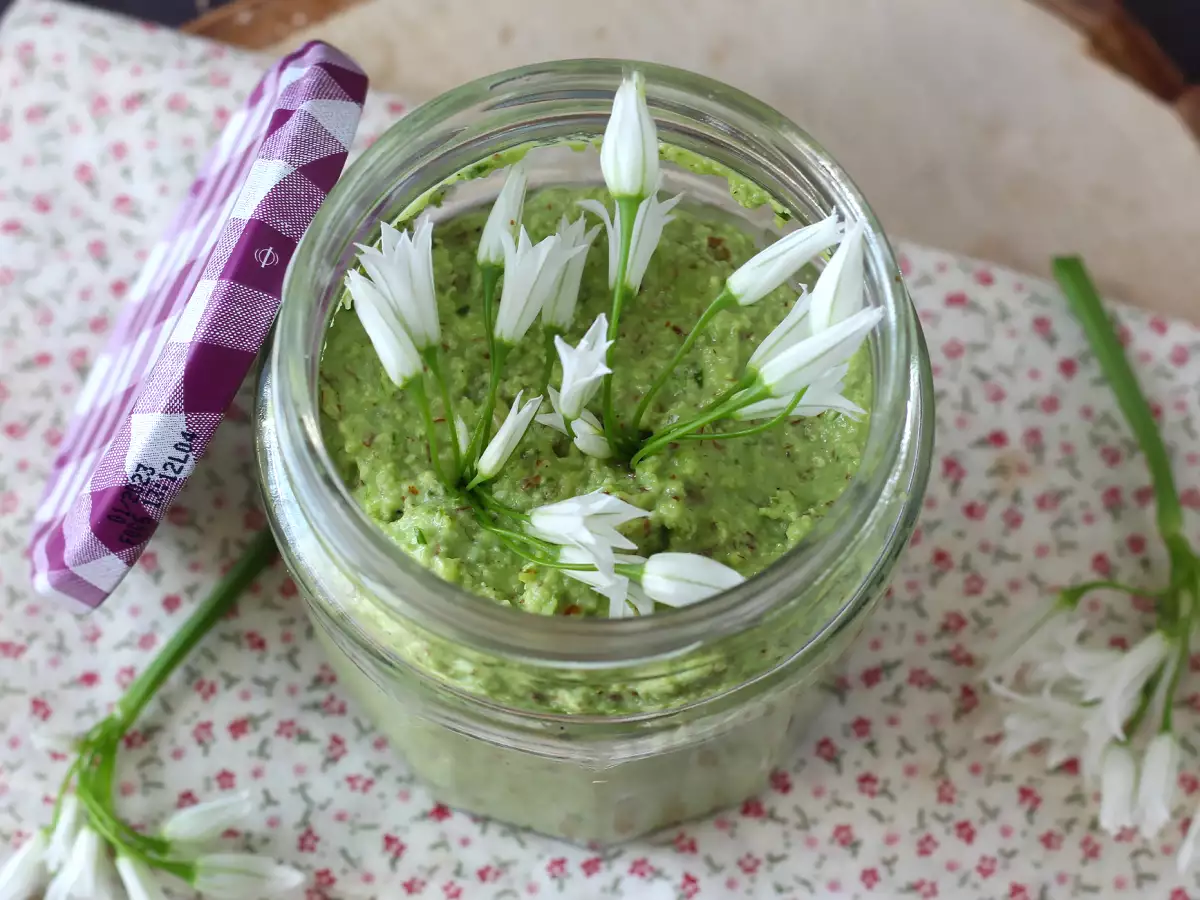 Medve fokhagymás pesto, illatos és szuper finom! - fotó 5