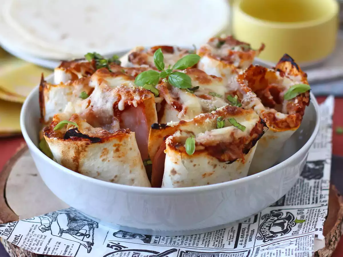 Mi a teendő a tortillákkal Egy ínyenc étel, amit megoszthatunk, pizza ízzel! - fotó 5