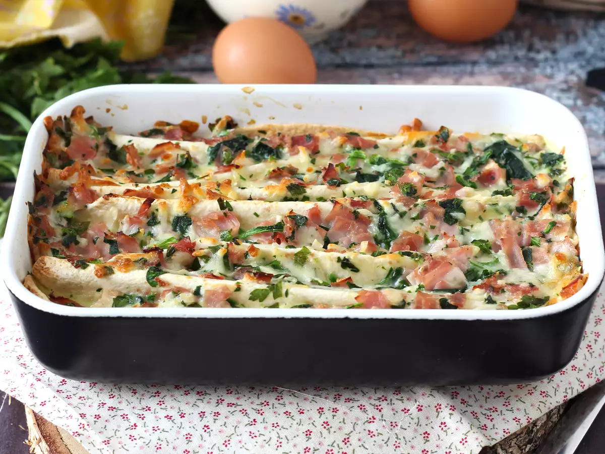 Mi a teendő a tortillákkal Sonka, spenót és mozzarella gratinált ráncos torta stílusban - fotó 7