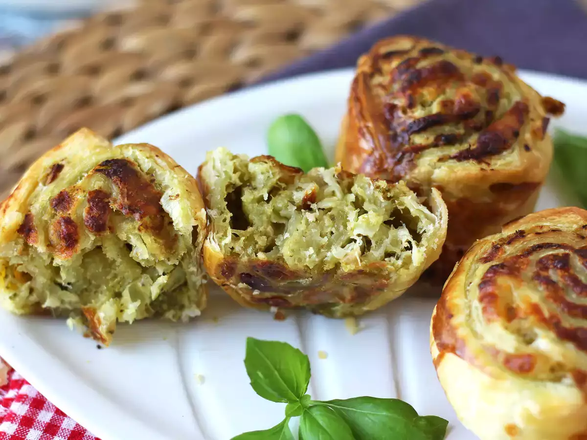 Mozzarellás pestós leveles tészta légkeveréses sütőben, 15 perc alatt kész! - fotó 3
