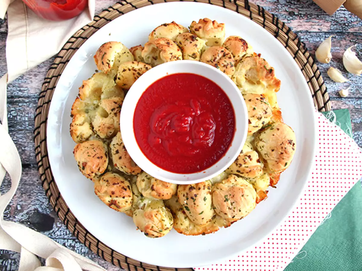 Mozzarellával töltött pizza korona - fotó 5
