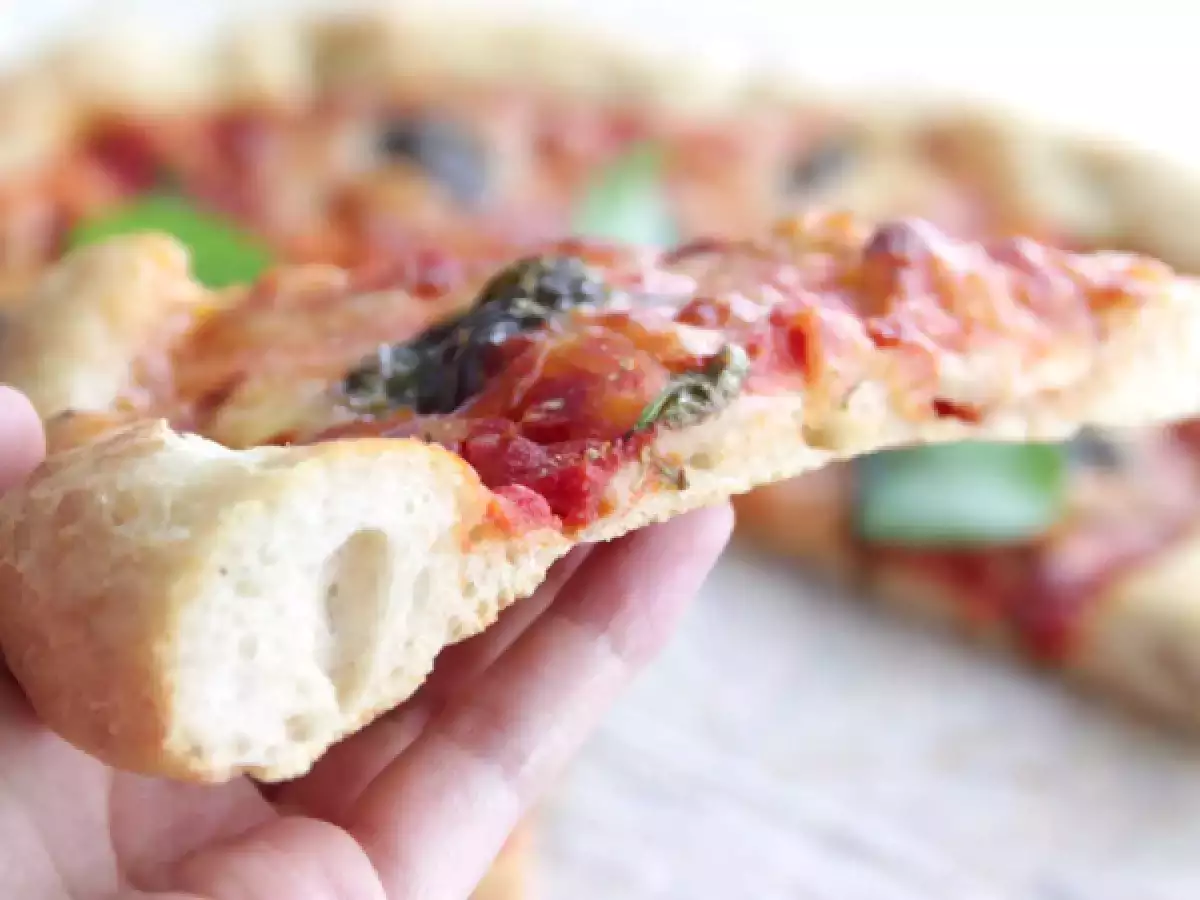 Nedves Margherita pizza - fotó 4