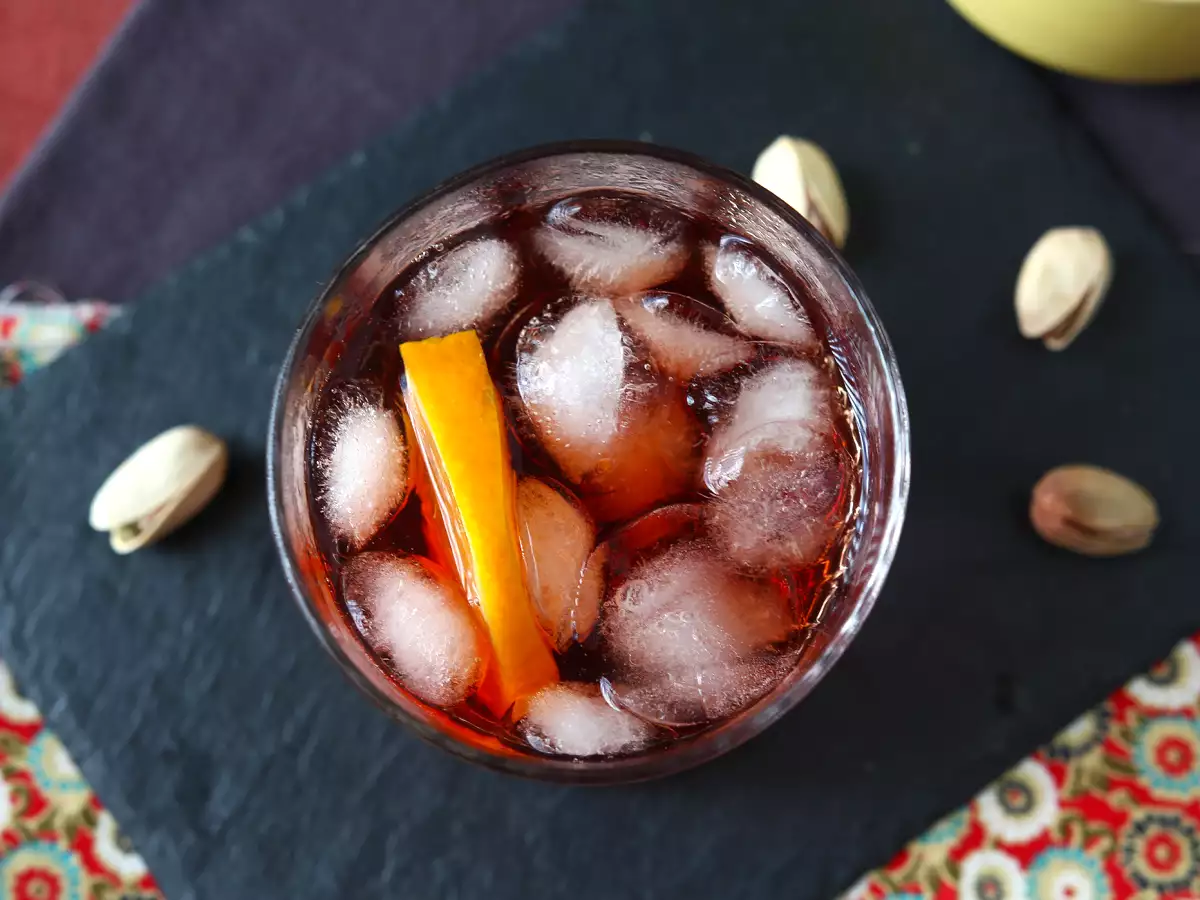 Negroni: a recept a megfelelő adagokkal az otthoni elkészítéséhez - fotó 3