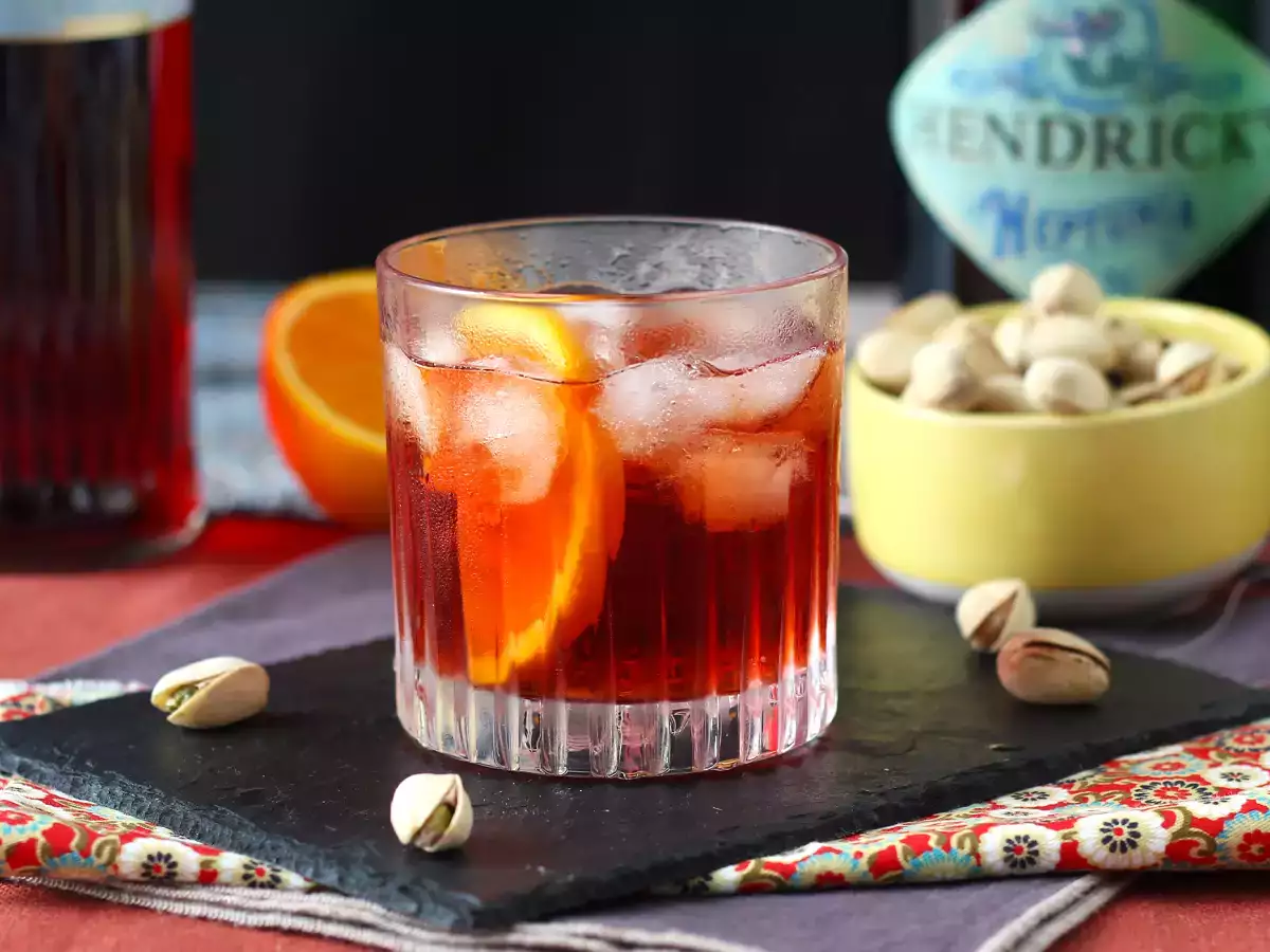Negroni: a recept a megfelelő adagokkal az otthoni elkészítéséhez - fotó 5