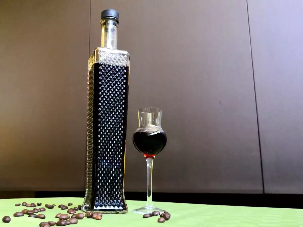 Nocino, a recept és az otthoni elkészítéshez szükséges hozzávalók - fotó 4