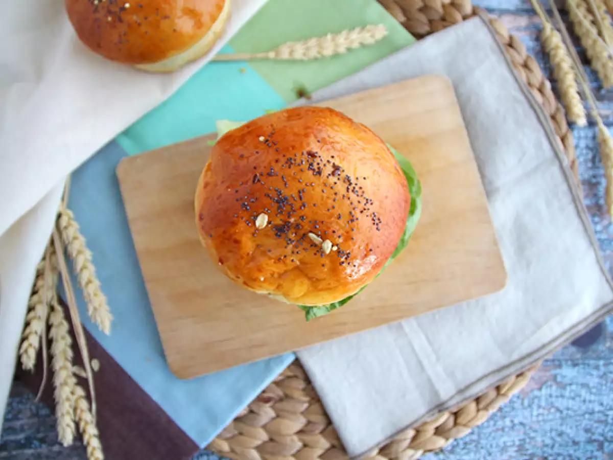 Olasz stílusú burger: pesto szósz, napon szárított paradicsom, mozzarella - fotó 4