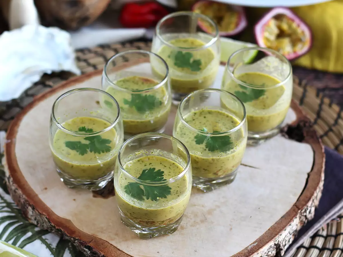 Osztriga ceviche: leche de tigre és maracuja