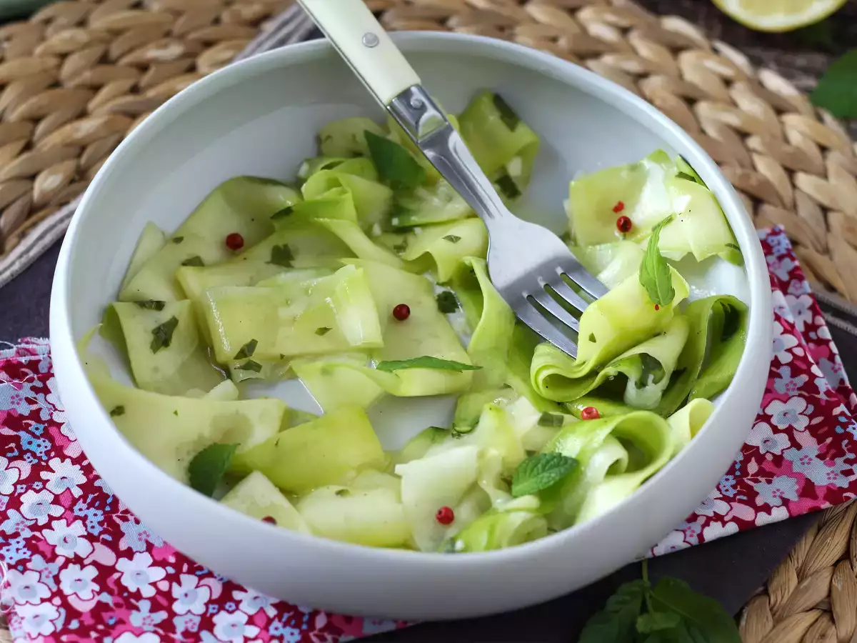 Pácolt cukkini, a tökéletes zöldséges carpaccio nyárra! - fotó 5