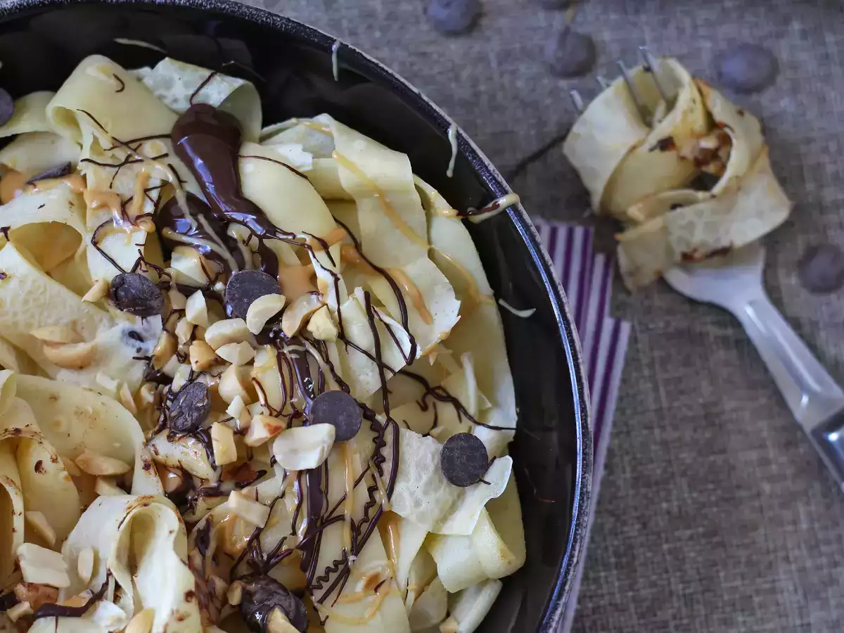 Palacsinta tagliatelle csokoládéval és mogyoróval! - fotó 8