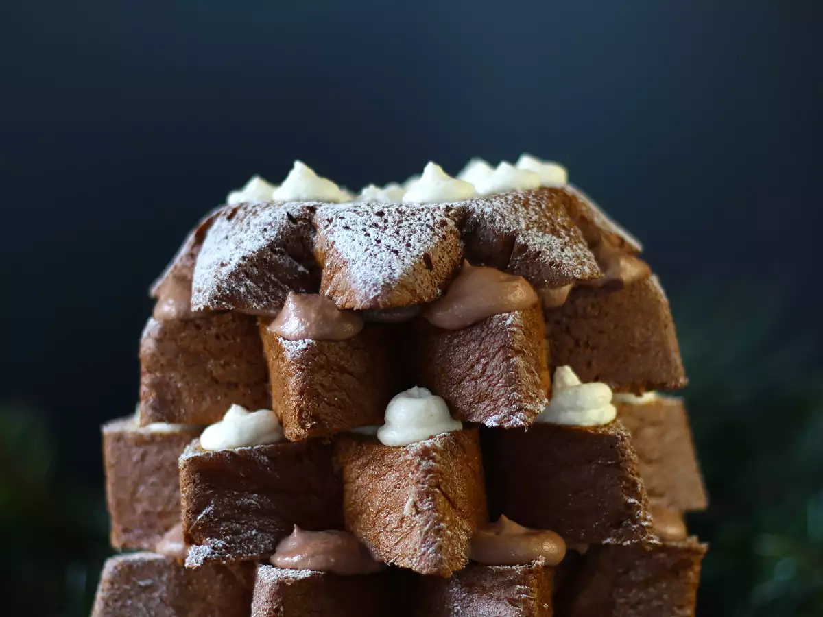 Pandoro briós, Nutella krémmel és vaníliakrémmel töltve, karácsonyfa alakban - fotó 7