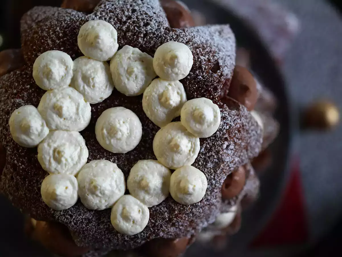 Pandoro briós, Nutella krémmel és vaníliakrémmel töltve, karácsonyfa alakban - fotó 8