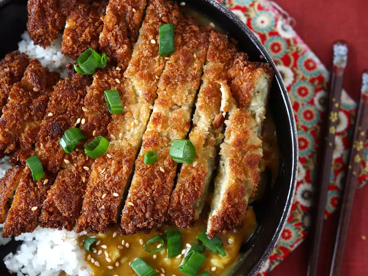 Panírozott padlizsán panko zsemlemorzsával, katsu-stílusú japán curry, de vegetáriánusan - fotó 3