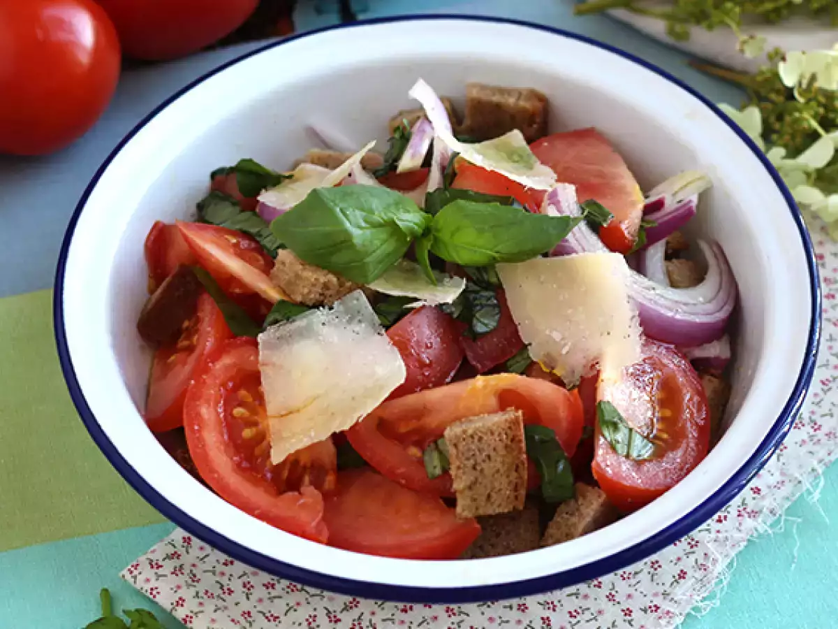Panzanella saláta - fotó 5