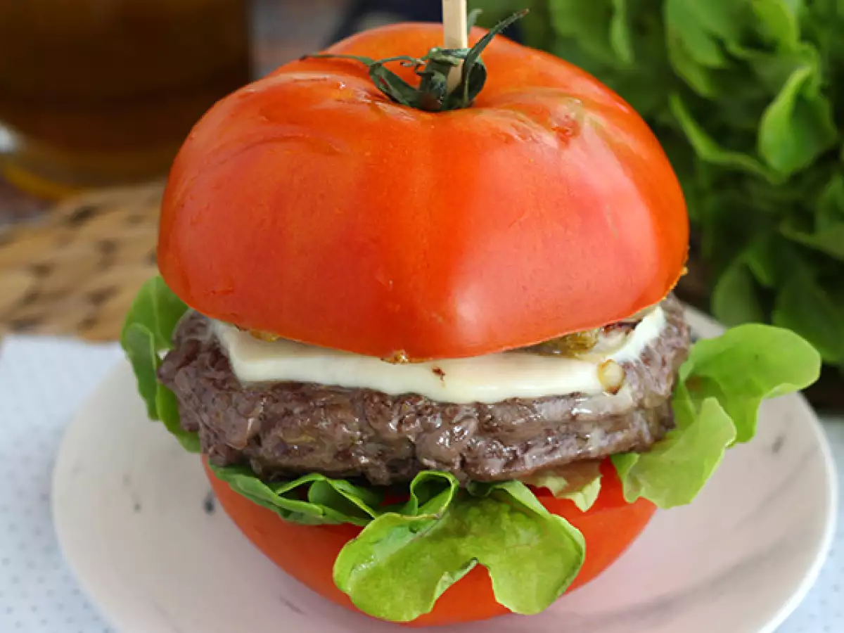 Paradicsomos burger - fotó 3