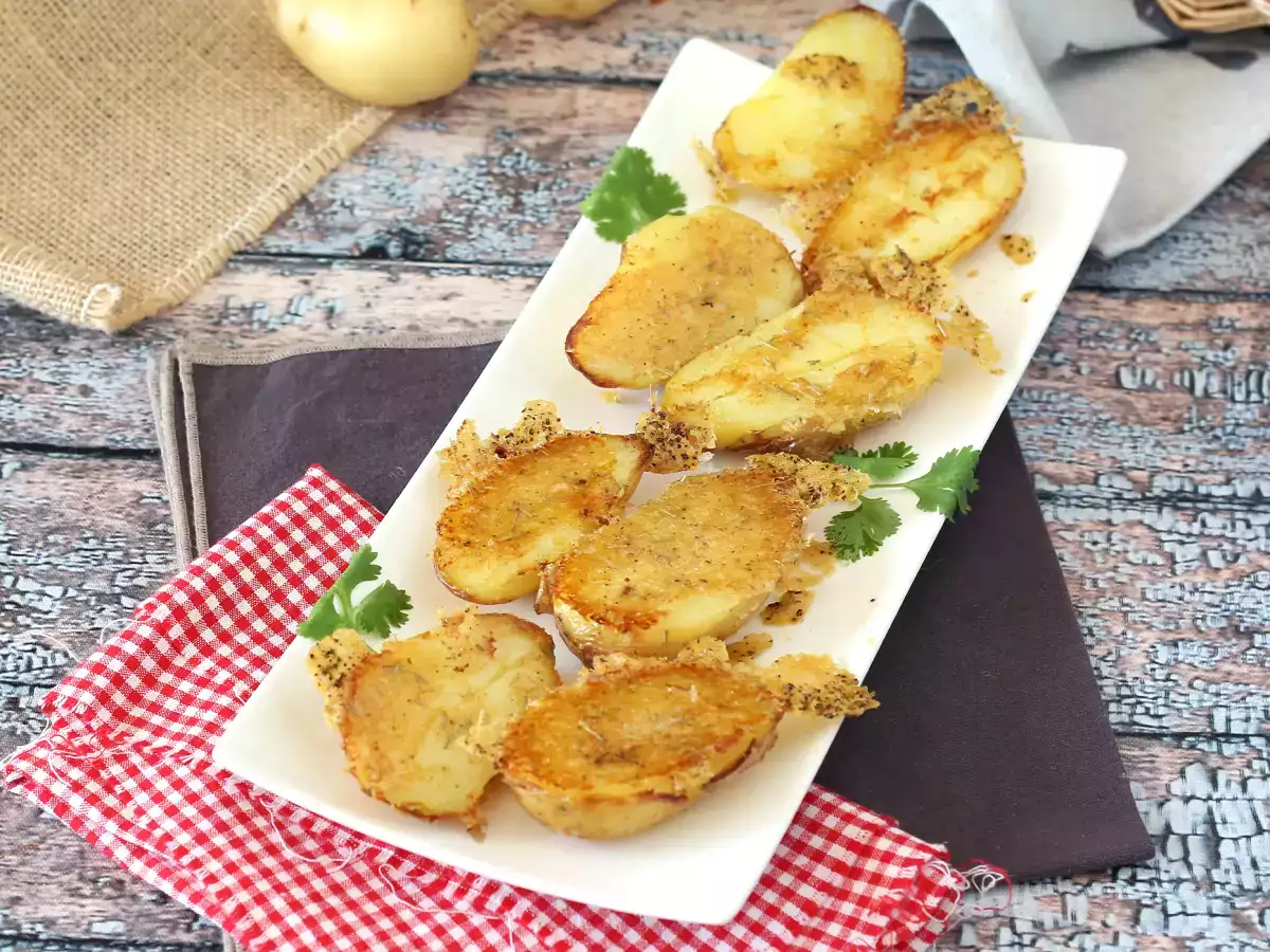 Parmezános burgonya, belül puha, kívül ropogós! - fotó 3
