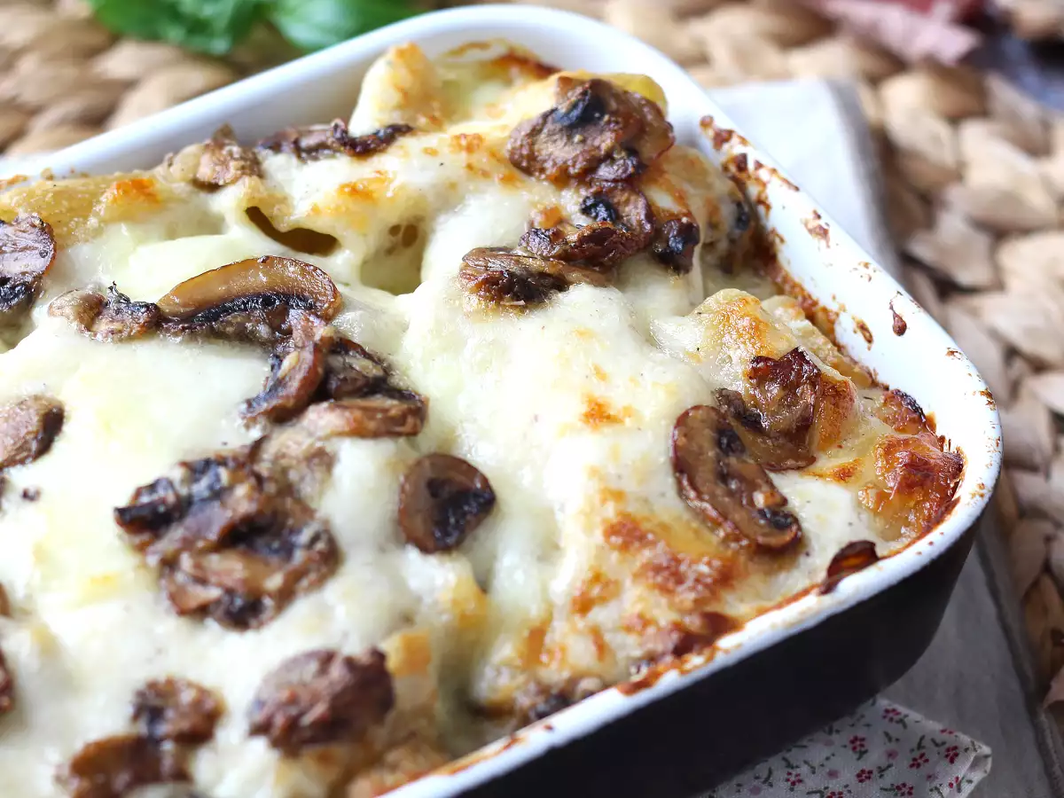 Pasta al forno ai funghi: a tökéletes krémes és zsinóros recept őszre - fotó 2