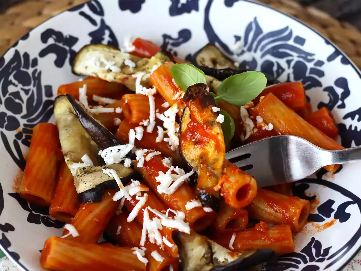Pasta Siciliana padlizsánnal, az egyszerű és könnyű változat - Pasta alla Norma - fotó 4