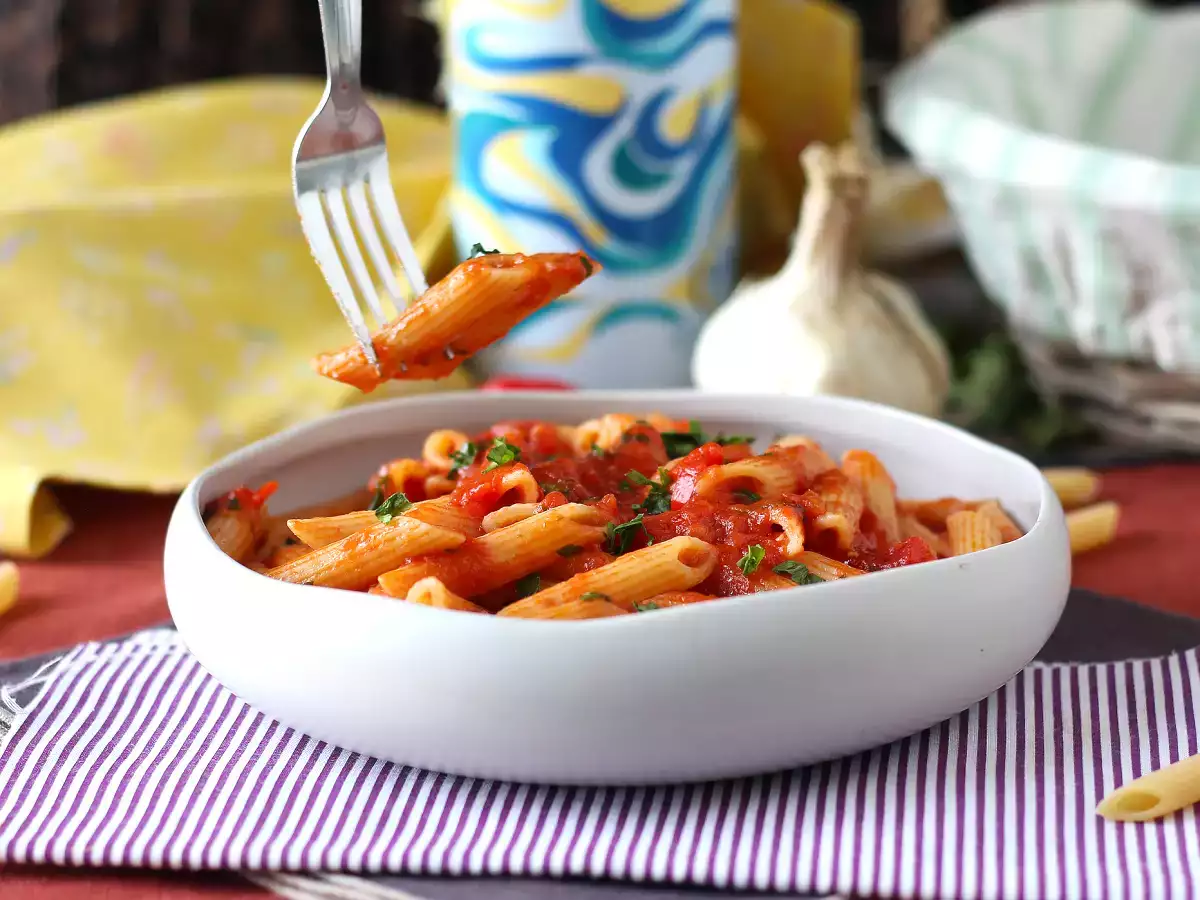 Penne all'arrabbiata: egy szívmelengető olasz klasszikus! - fotó 5