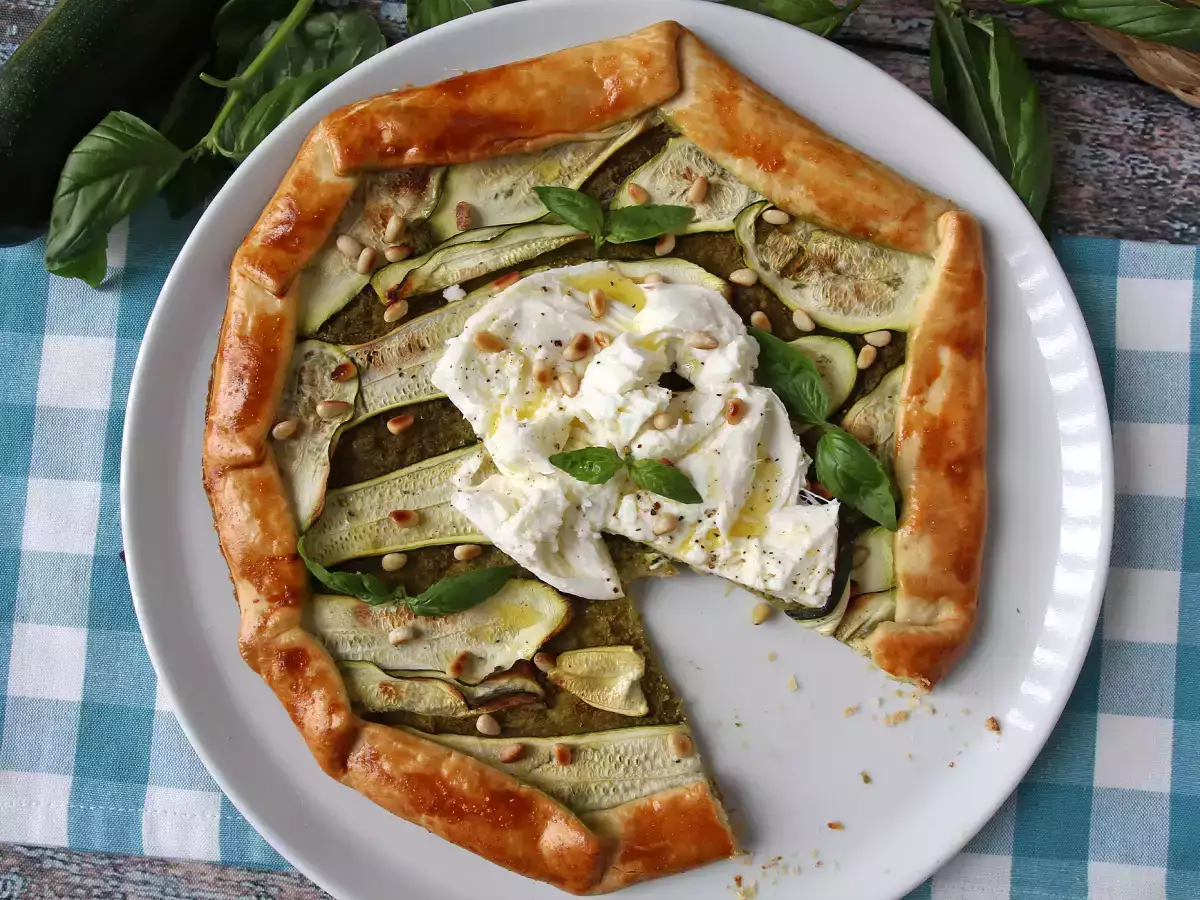 Pestós cukkinitorta: egy egyszerű recept, aminek olyan illata van, mint a nyárnak! - fotó 2