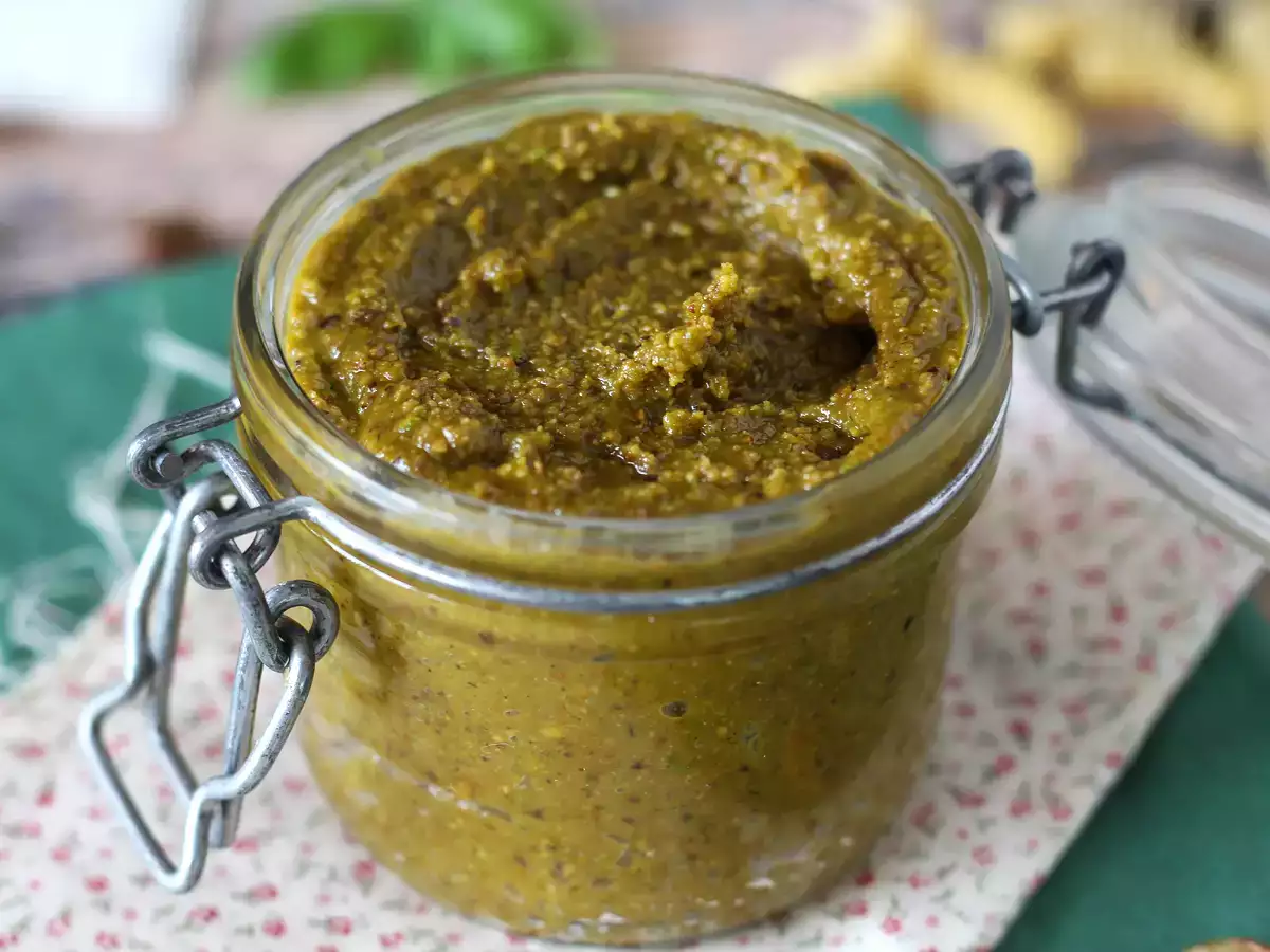 Pisztácia pesto, egy egyszerű és ízletes szósz - fotó 2