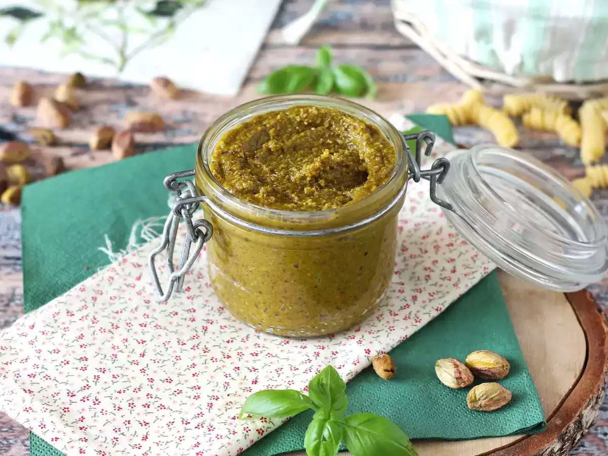 Pisztácia pesto, egy egyszerű és ízletes szósz - fotó 4