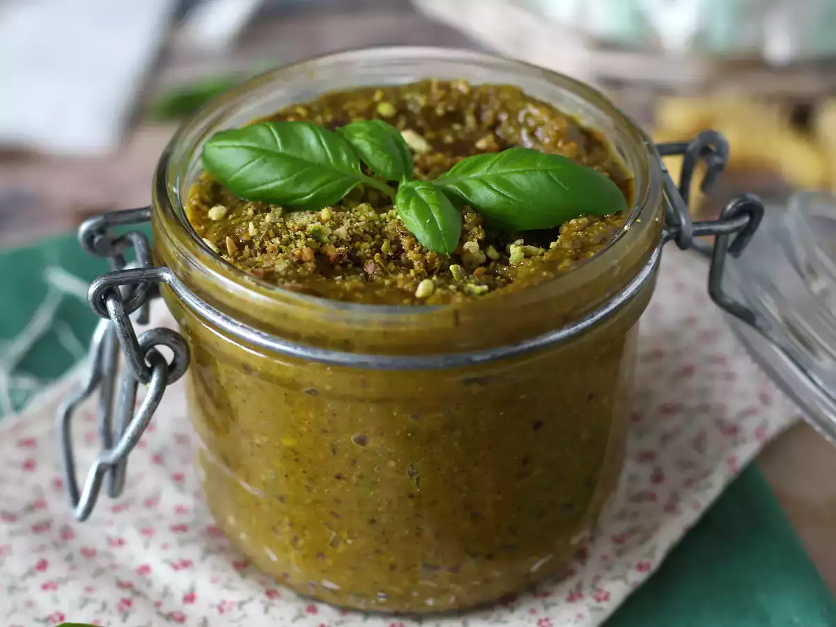 Pisztácia pesto, egy egyszerű és ízletes szósz - fotó 5