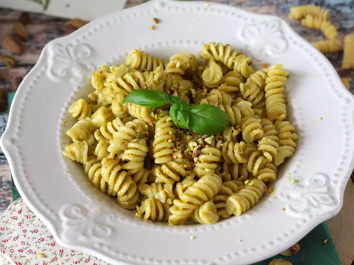 Pisztácia pesto, egy egyszerű és ízletes szósz - fotó 7