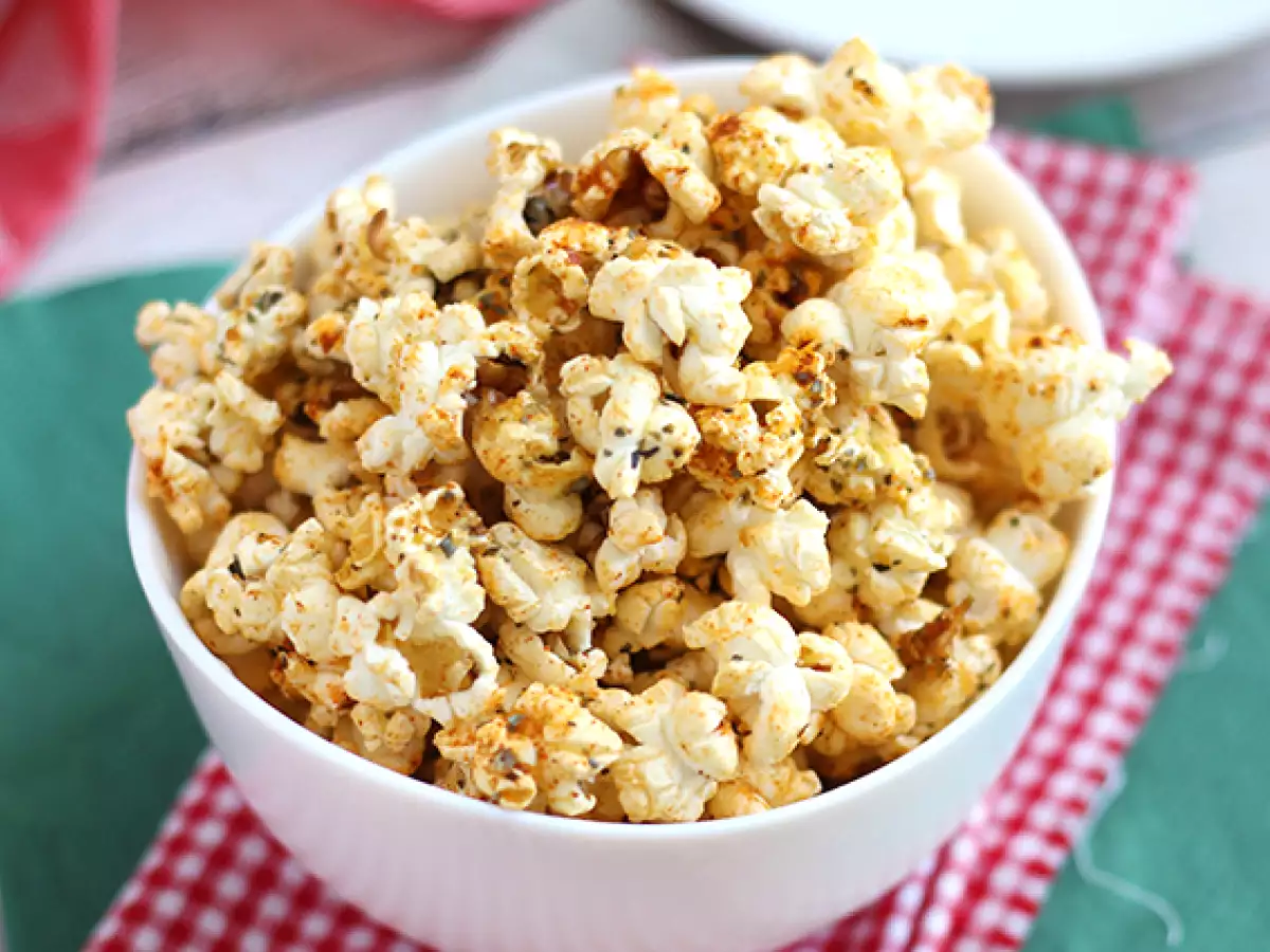 Pizza ízesítésű popcorn