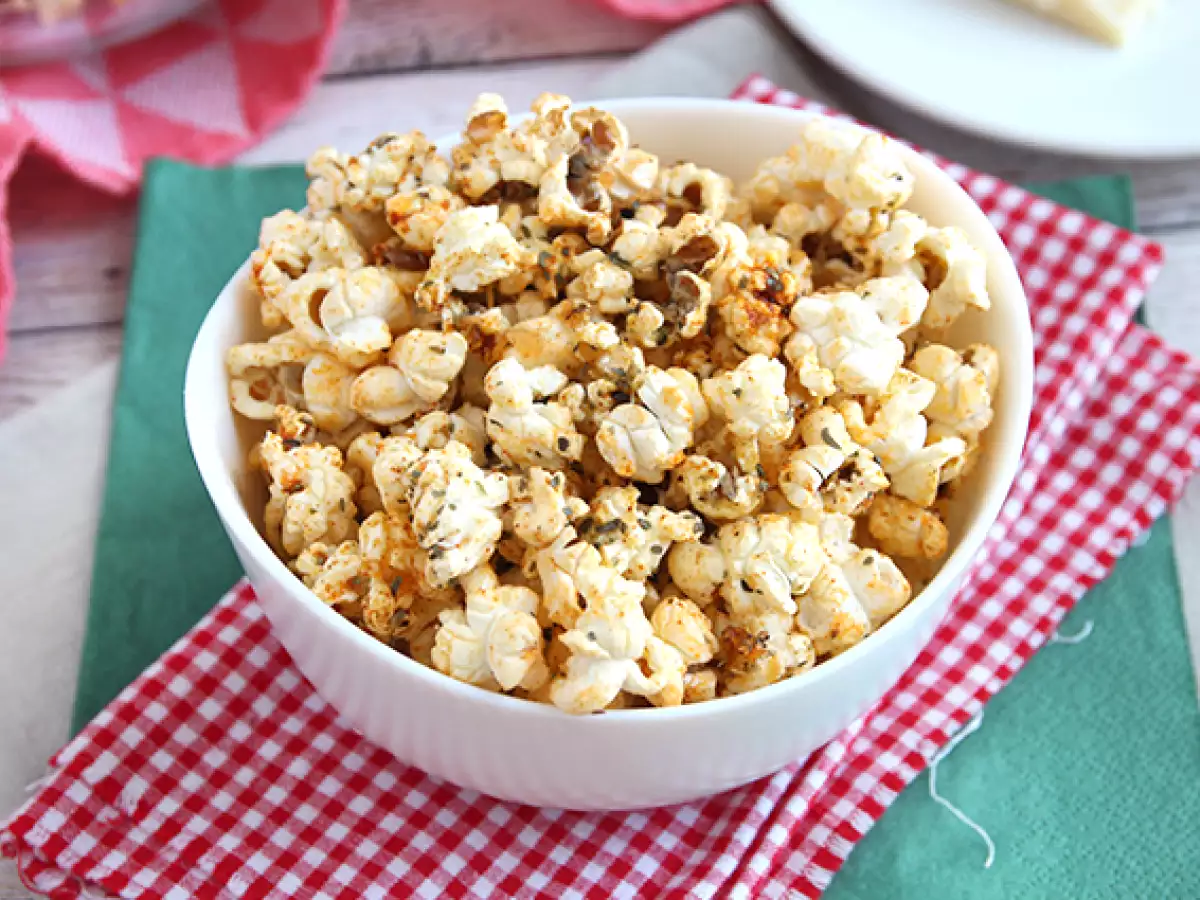 Pizza ízesítésű popcorn - fotó 4
