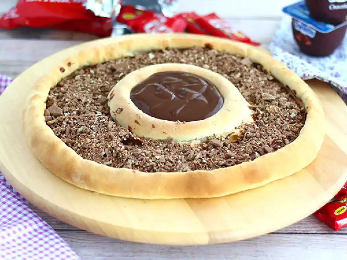 Pizza Kit Kat és joghurtos csokoládés Danette pizzával