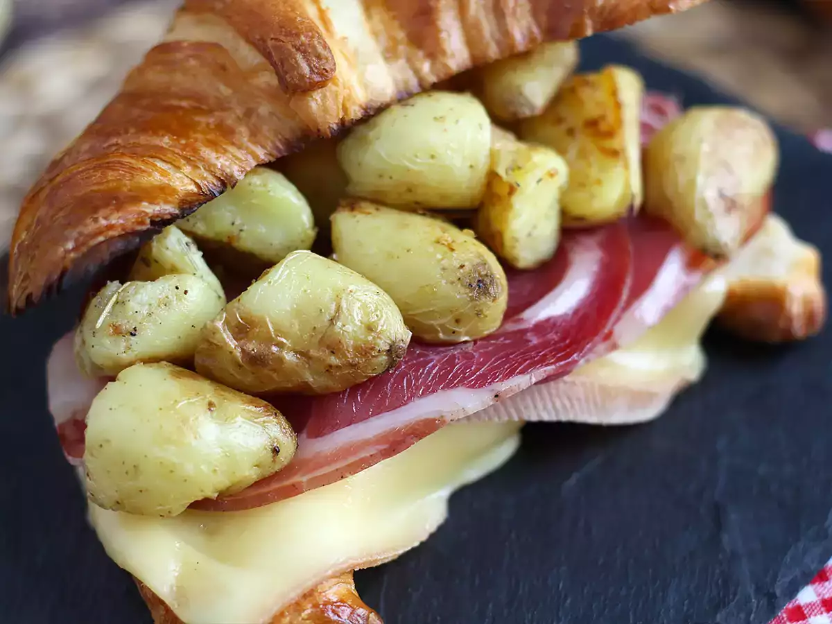 Raclette croissant szendvics egy finom villásreggelihez! - fotó 3