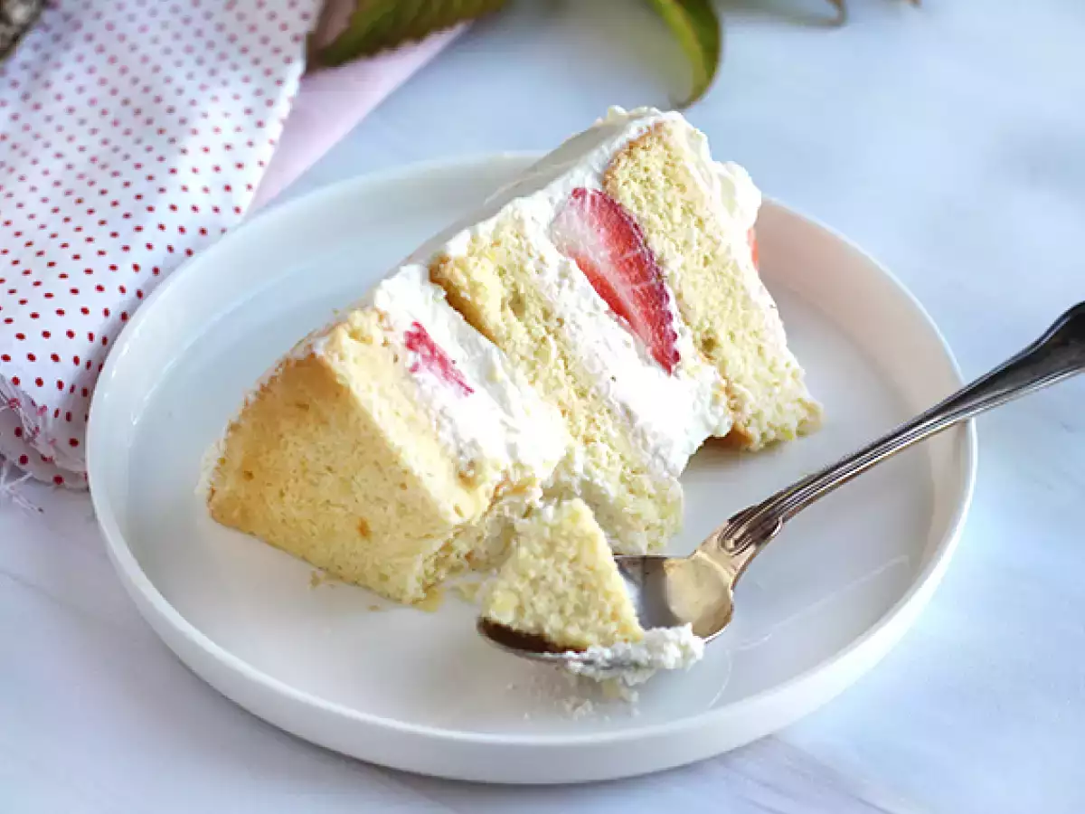 Rétegtorta eperrel és mascarpone krémmel - fotó 7