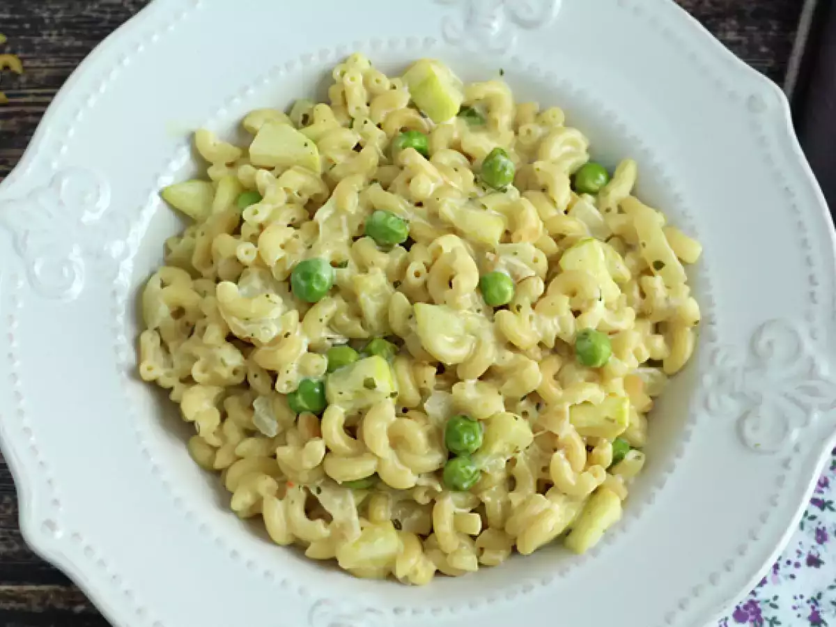 Rizottó coquillettes, borsóval, cukkinivel, fokhagymával és fűszersajttal - fotó 4