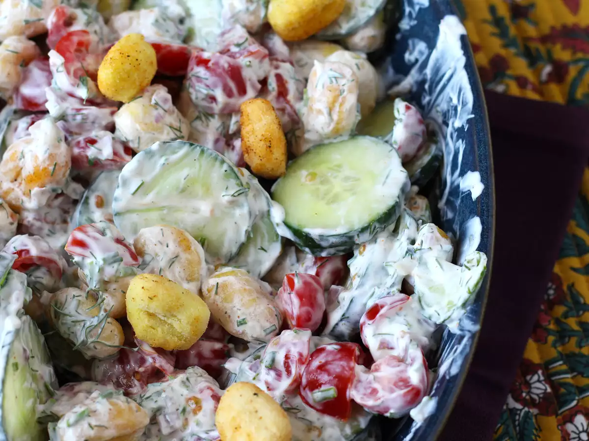 Ropogós gnocchi saláta, ultra trendi, ízletes és kiegyensúlyozott, tökéletes nyárra! - fotó 2