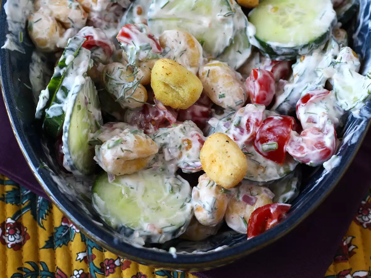 Ropogós gnocchi saláta, ultra trendi, ízletes és kiegyensúlyozott, tökéletes nyárra! - fotó 6