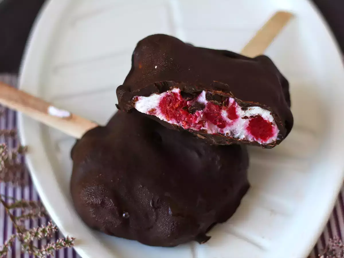 Skyr, málna és csokoládé fagylalt. Az egészséges nassolnivaló a napsütéses napokra! - fotó 4