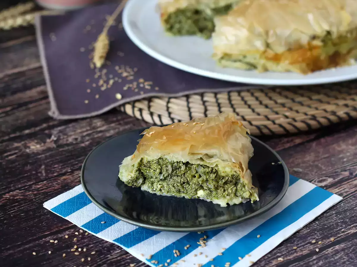 Spanakopita, a szuperegyszerű görög pite spenóttal és feta sajttal - fotó 3