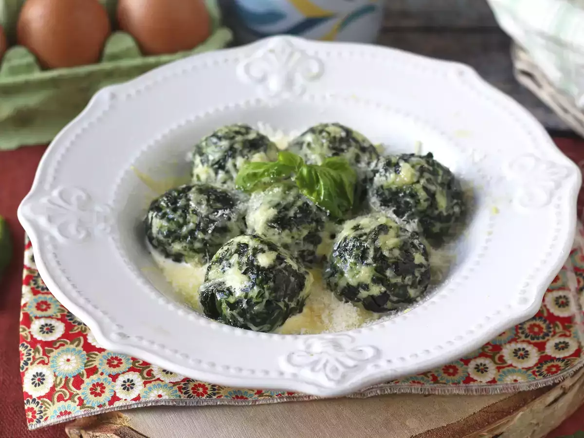 Spenót és ricotta malfatti, az egyszerű, gyúrás nélküli házi tészta receptje - fotó 2