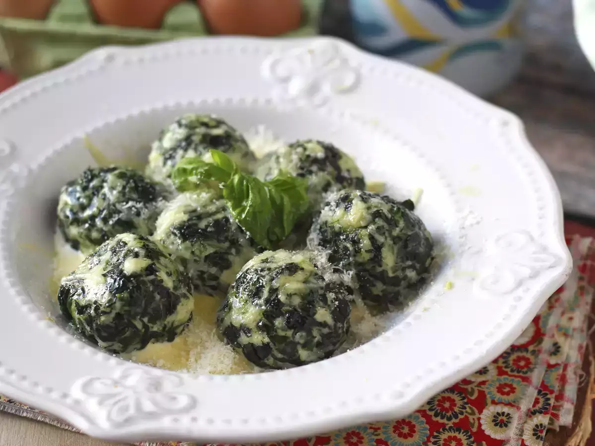 Spenót és ricotta malfatti, az egyszerű, gyúrás nélküli házi tészta receptje - fotó 4