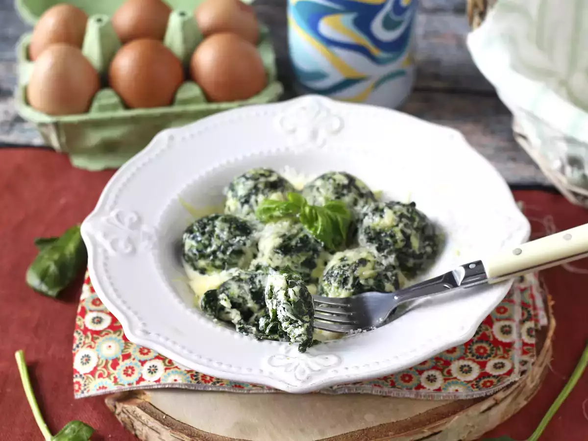 Spenót és ricotta malfatti, az egyszerű, gyúrás nélküli házi tészta receptje - fotó 5