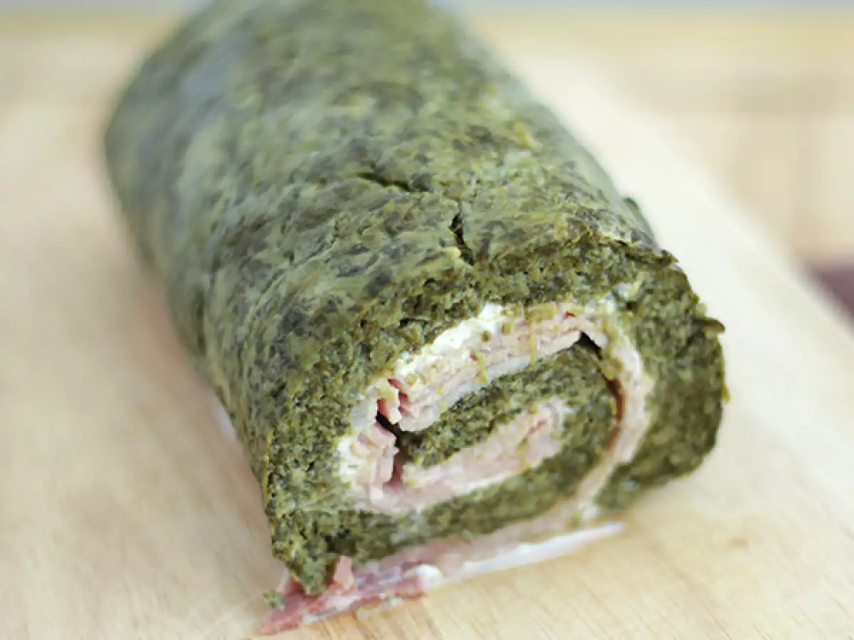 Spenótos, sonkás és fromage frais tekercsek - fotó 3