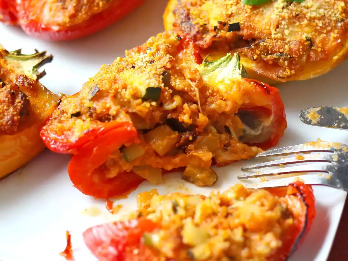 Sült vegetáriánus töltött paprika: az egyszerű és ízletes recept zöldségekkel és mozzarella sajttal - fotó 6